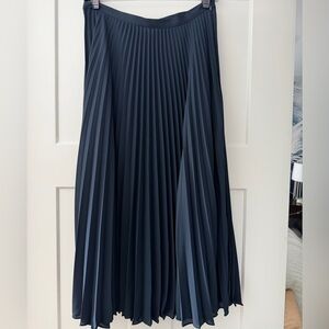 Vince Navy Blue A-Line Pleated Skirt
